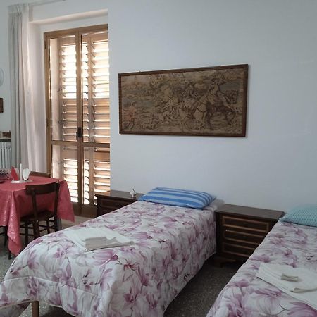 B&B La Casa Dell'Ospite Gravina in Puglia Esterno foto